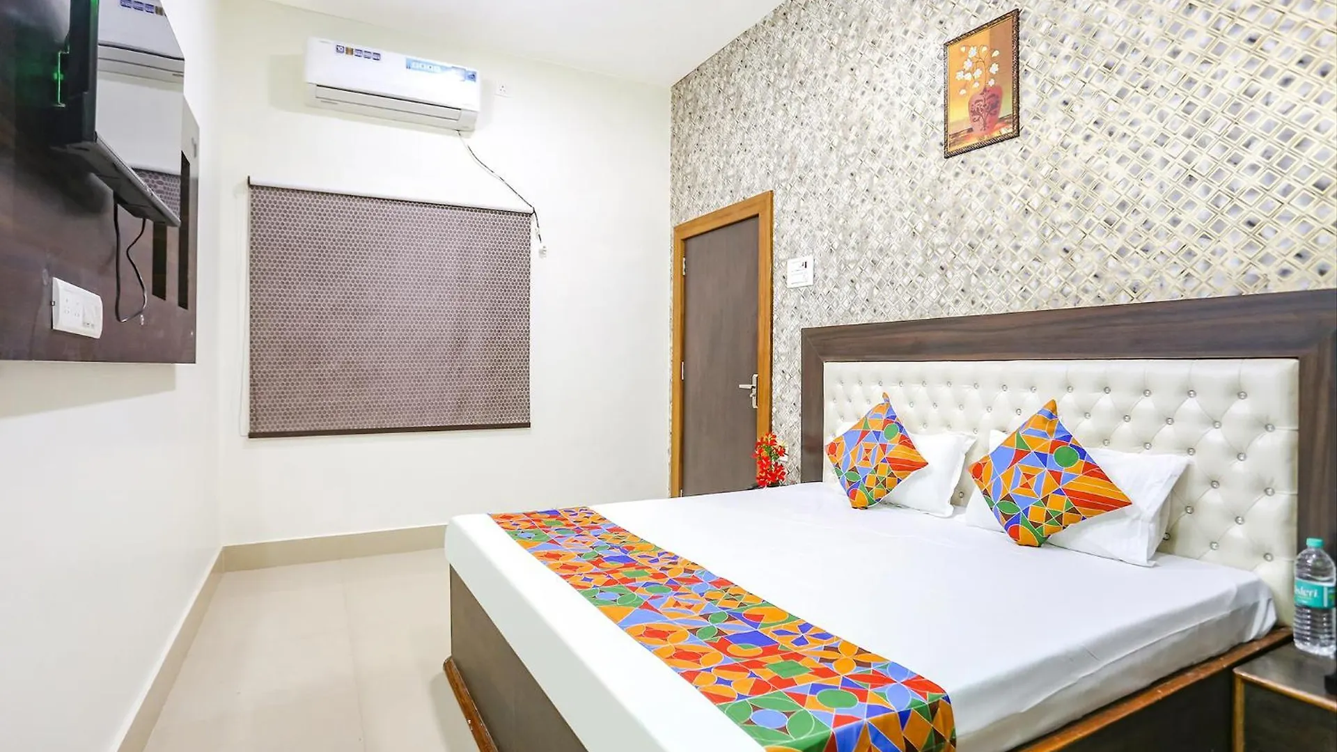 Fabexpress Aditya Guest House Varanasi