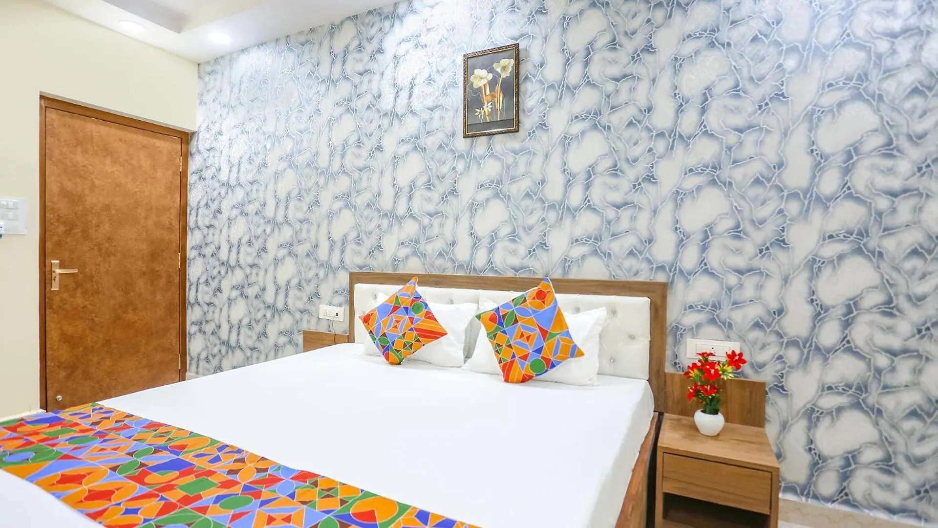 Fabexpress Aditya Guest House Varanasi 3*,  Índia