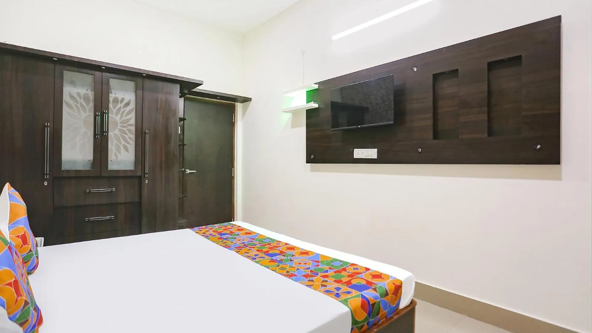 Fabexpress Aditya Guest House Waranasi 3*,  Indie